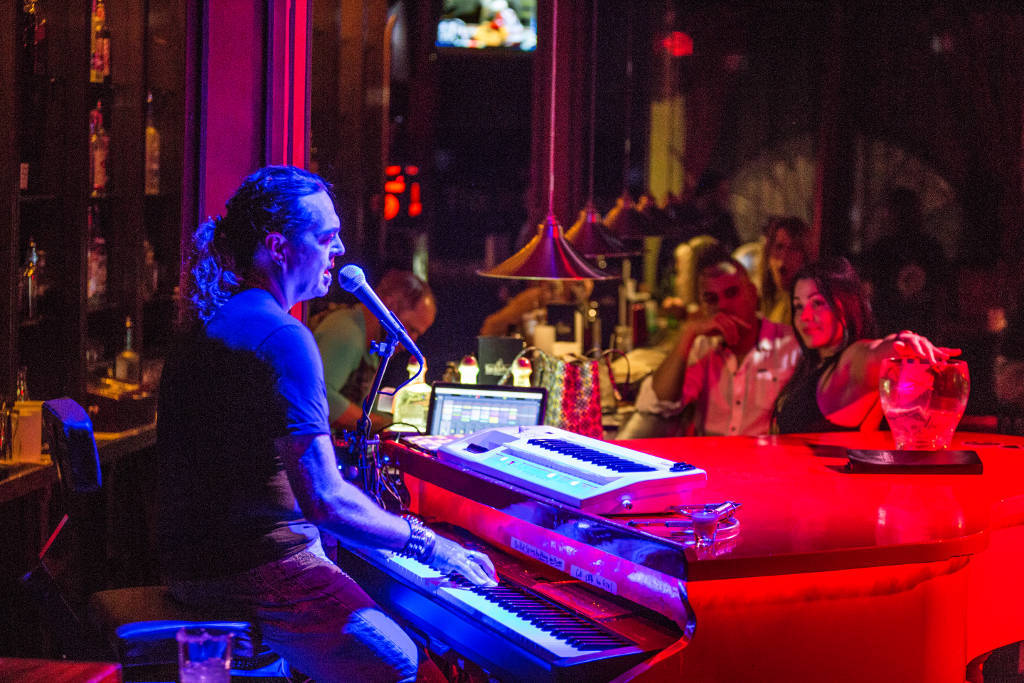 red piano bar st maarten musician 1 1024