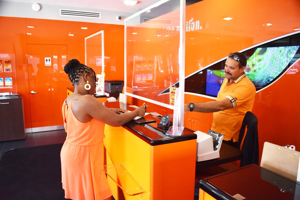 sixt rent a car st maarten collage 1